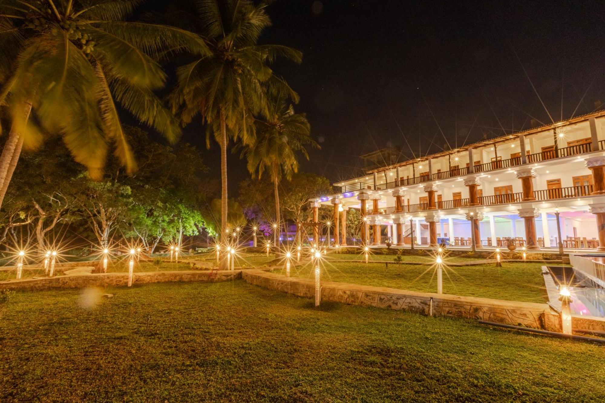 Elysia Sigiriya Hotel Дамбулла Экстерьер фото